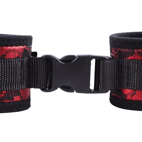 KAJDANKI NA RĘCE WYKONANE Z MIĘKKIEGO MATERIAŁU EROSPACE WILD PLAY C16