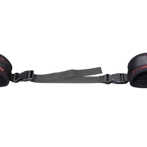 KAJDANKI NA RĘCE WYKONANE Z MIĘKKIEGO MATERIAŁU EROSPACE WILD PLAY C16